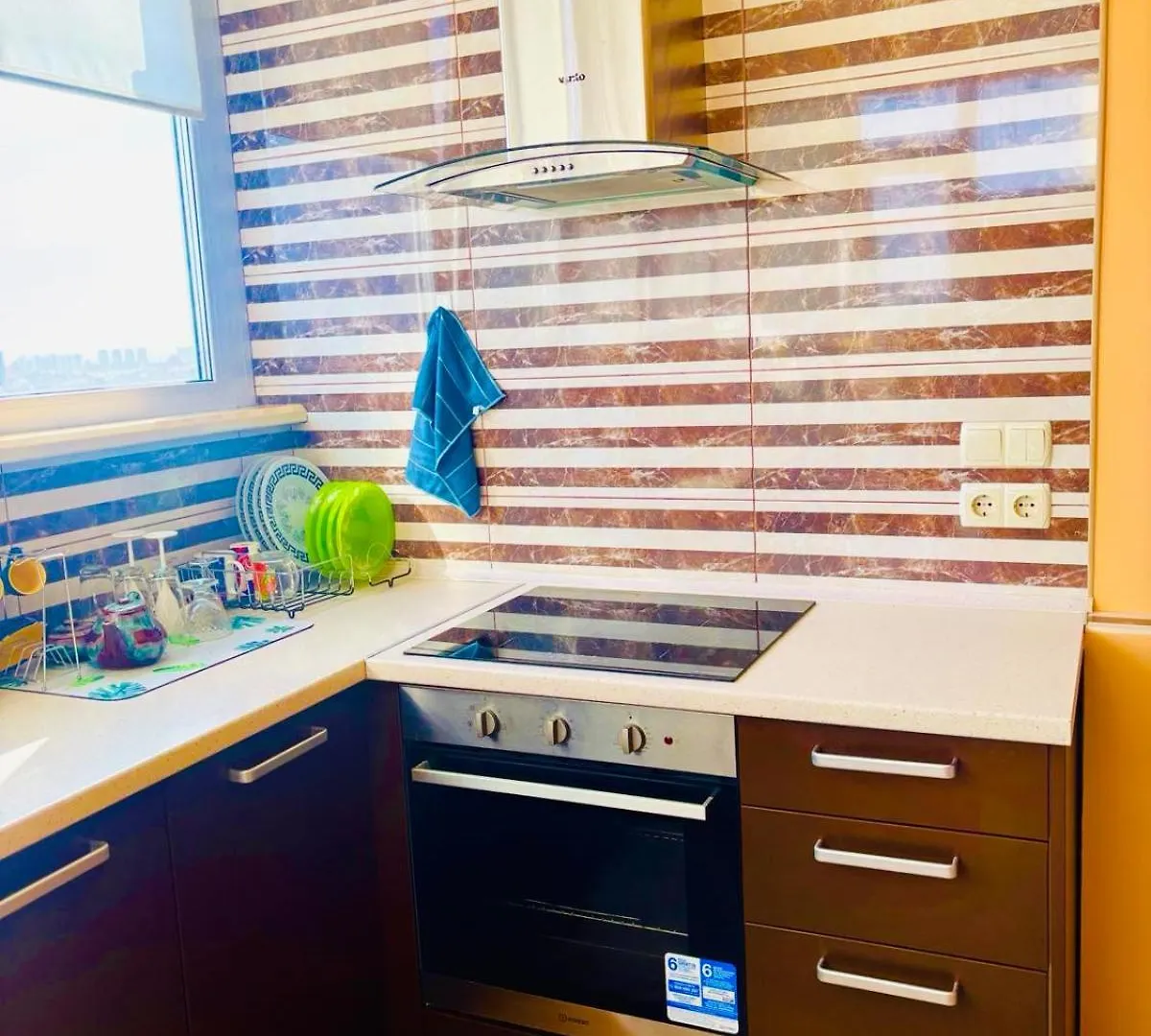 Kvartira Vozle Metro Darnitca 基輔 乌克兰